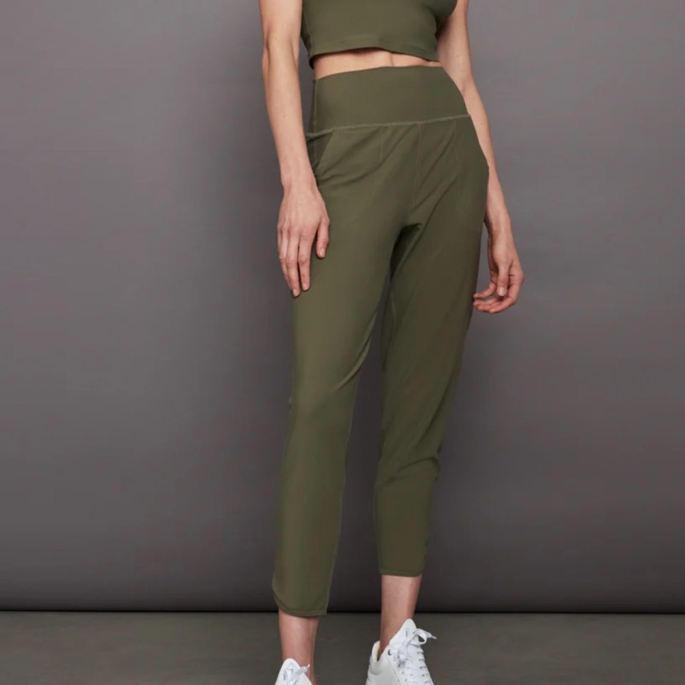 CARBON38‎ Jogger in Melt sage green xs women’s